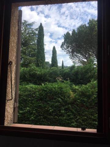 Gite L'Annexe Villelaure Bagian luar foto